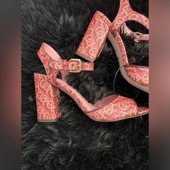 COACH NWOT LOGO PRINTED BLOCK HEEL - Picture 3 of 6